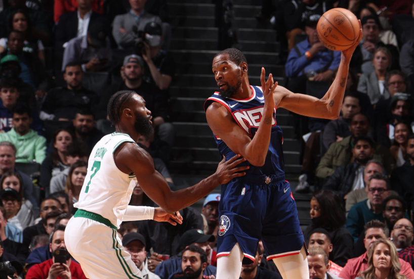 法尔克：拜仁已基本谈妥于帕续约条件，只差解约金条款的分歧（法尔克：拜仁与于帕续约基本达成一致，仅在解约金条款上仍有分歧）