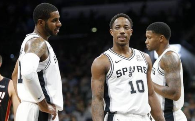 周六西甲裁判安排：弗朗西斯科将执法巴萨客战贝蒂斯（西甲周六裁判出炉：弗朗西斯科将吹罚巴萨客场对阵贝蒂斯）