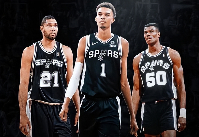 图片报：拜仁正在考察桑托斯19岁的巴西左后卫索萨（拜仁关注桑托斯19岁巴西左后卫索萨，已派员考察）