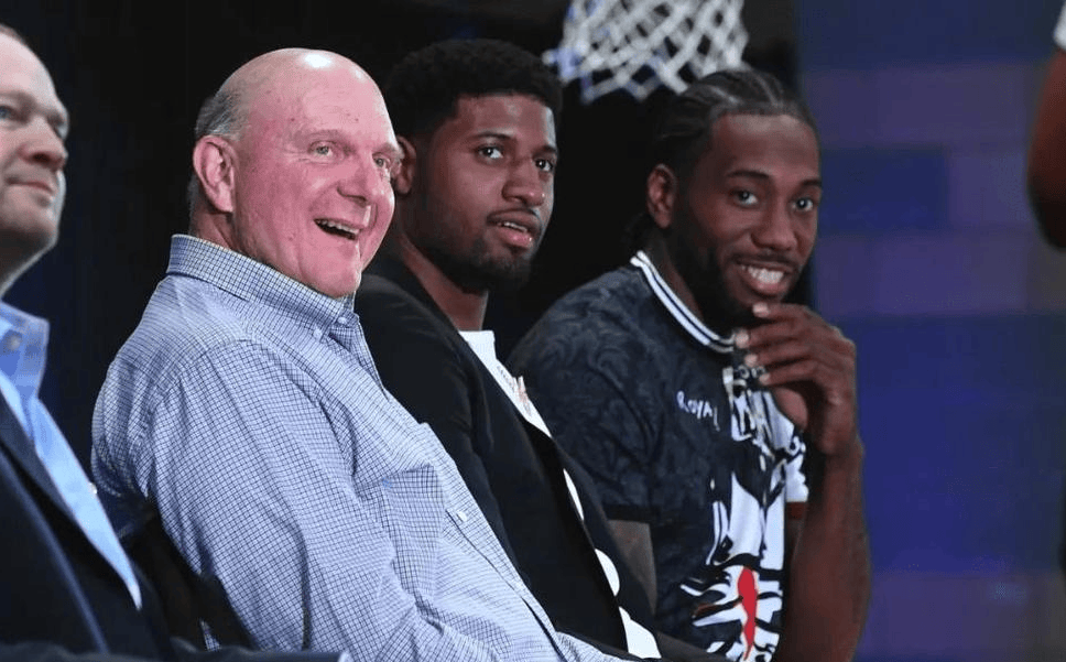 记者：申花本周二结束假期，重新集结备战今年的亚冠收官战（记者：申花周二收假归队，再度集结冲刺今年亚冠收官战）