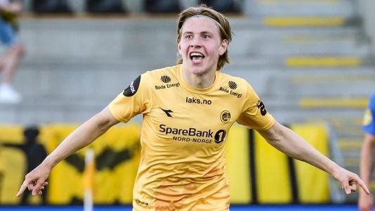 西媒：贝蒂斯与佩莱格里尼达成口头续约协议，新合同至2027年（西媒：贝蒂斯与佩莱格里尼已口头续约，合同至2027年）