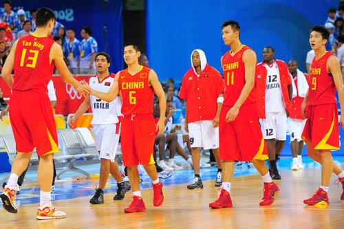 疯狂砍下37分，灰熊内线大将的表现也是开始越来越好了？（狂轰37分，灰熊内线悍将状态愈发火热？）