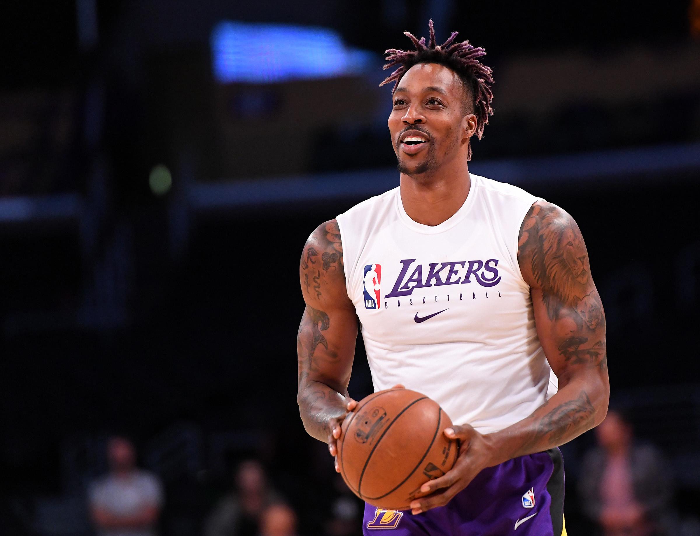 东体：申花有3名外援合同到期，与广岛一战是最后机遇（东体：申花三外援合同将满 对广岛之战或为最后机会）