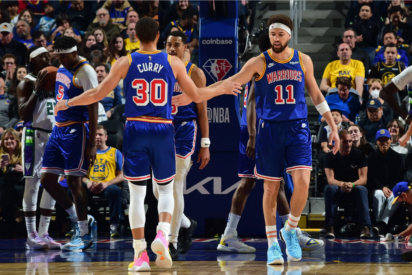 莫雷托：那不勒斯将与孔蒂会谈，讨论是否以及如何继续合作（莫雷托：那不勒斯将与孔蒂会面，商讨是否继续合作及具体方案）