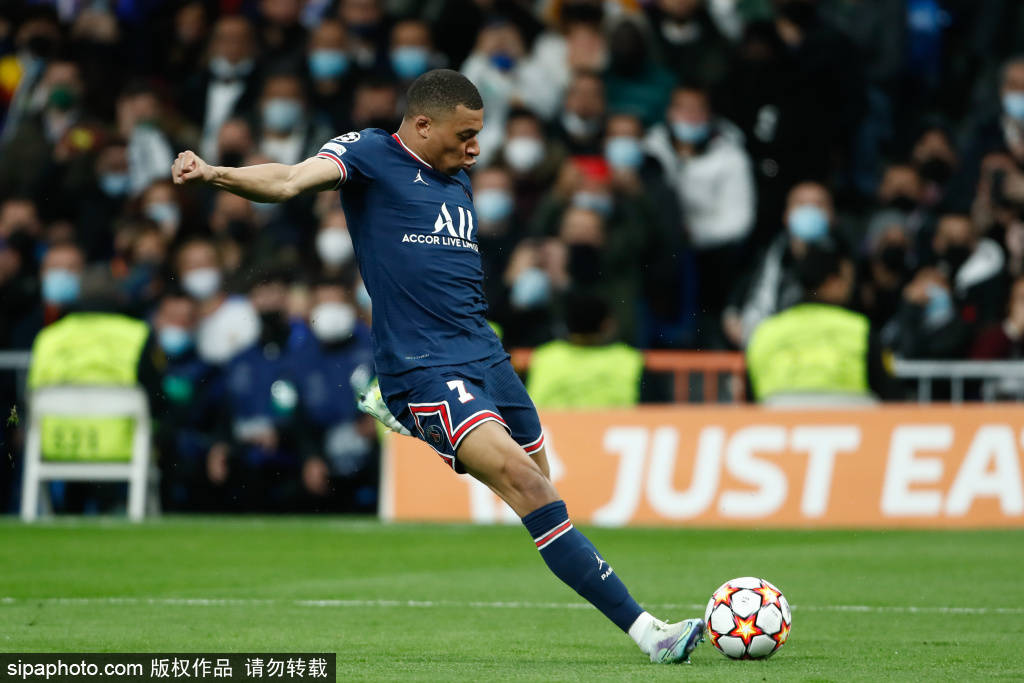 因全队近两年未收到奖金，正备战世非预附加赛的尼日利亚队抵制了训练（奖金两年未发，备战世非预附加赛的尼日利亚队集体罢训）