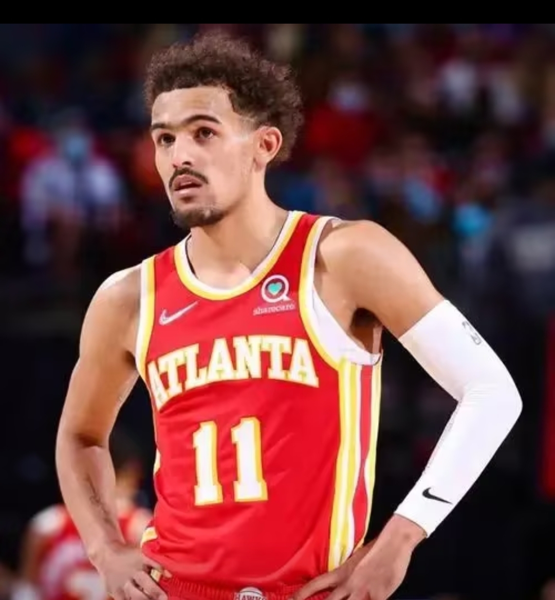 青岛记者：邵佳一大哥式的执教风格很适合当下中国足球的环境（青岛记者：邵佳一“大哥”式执教契合当前中国足坛环境）