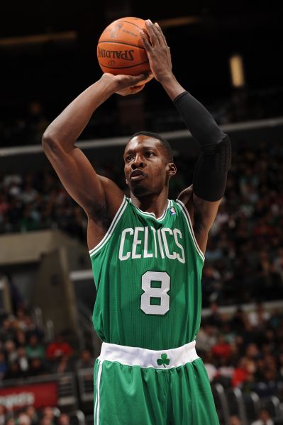 还有8个直通名额，美加墨世界杯已经确认34个席位（美加墨世界杯已锁定34席，直通名额仅剩8个）