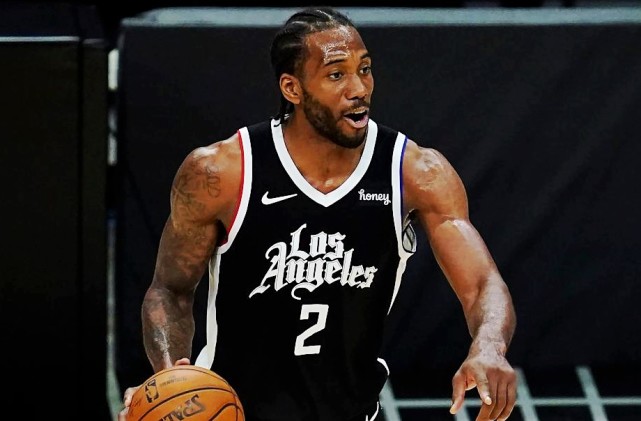 天空：切尔西正在尝试引进罗克，曼联也对球员有意（天空体育：切尔西欲签罗克，曼联亦感兴趣）