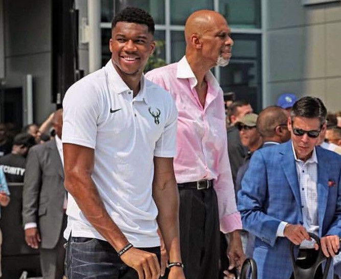 广州联官方：已选出数名年轻球员，将前往西班牙、法国参赛（广州联官宣：多名年轻球员入选，将赴西班牙、法国征战）