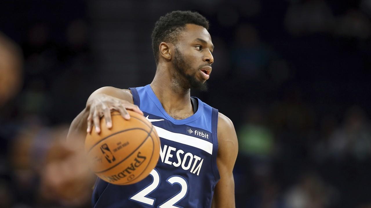 拜仁官方：帕夫洛维奇、比朔夫因身体不适缺战海登海姆（拜仁官宣：帕夫洛维奇、比朔夫因身体不适缺席与海登海姆之战）