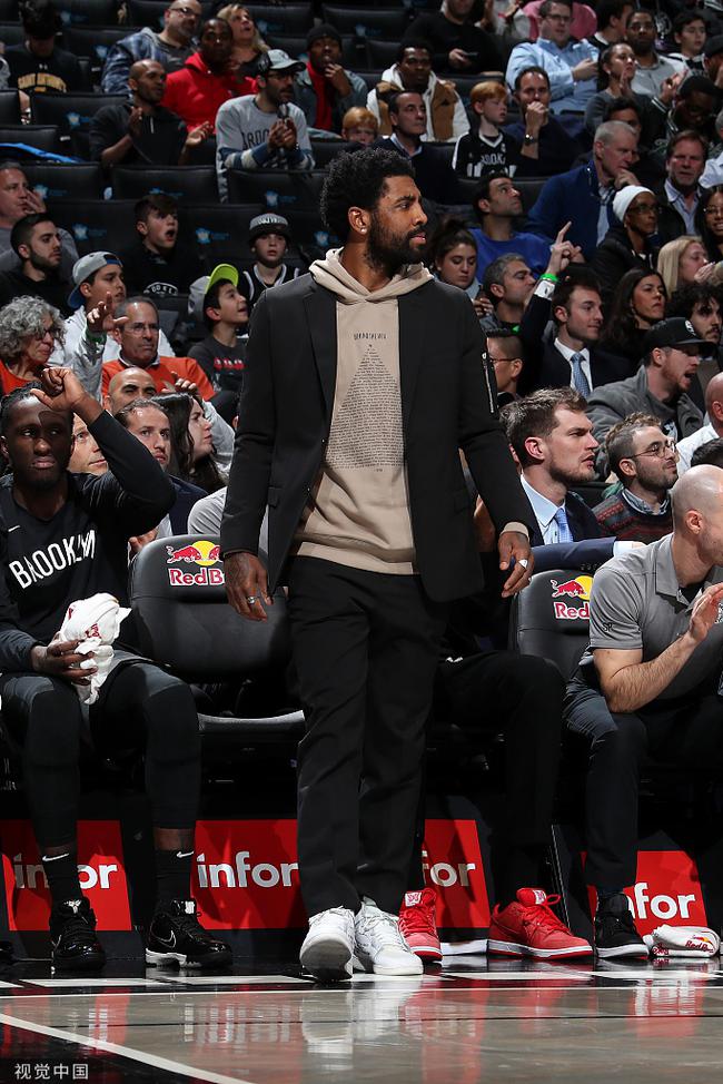 记者：曼联赛季结束可清理11人，能节省出208万英镑周薪（记者：曼联赛季结束后或清洗11人，预计节省208万英镑周薪）