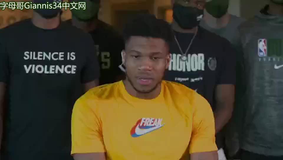 32岁津门虎王牌队长正式转会上港，亚冠首轮亮相柔佛引关注（32岁津门虎王牌队长官宣加盟上港，亚冠首战对阵柔佛备受关注）